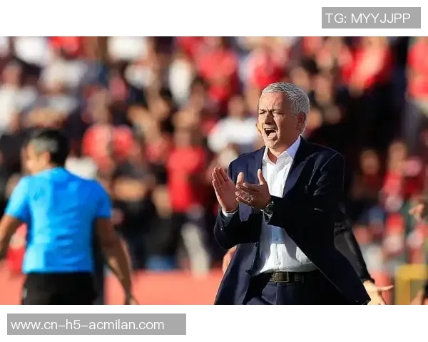 穆里尼奥热爱培养年轻球员赞扬瓦拉内小麦和切赫的潜力与表现